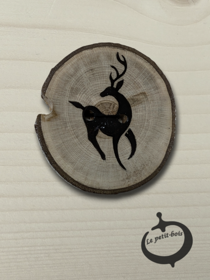 Bouton de bois peint à la main